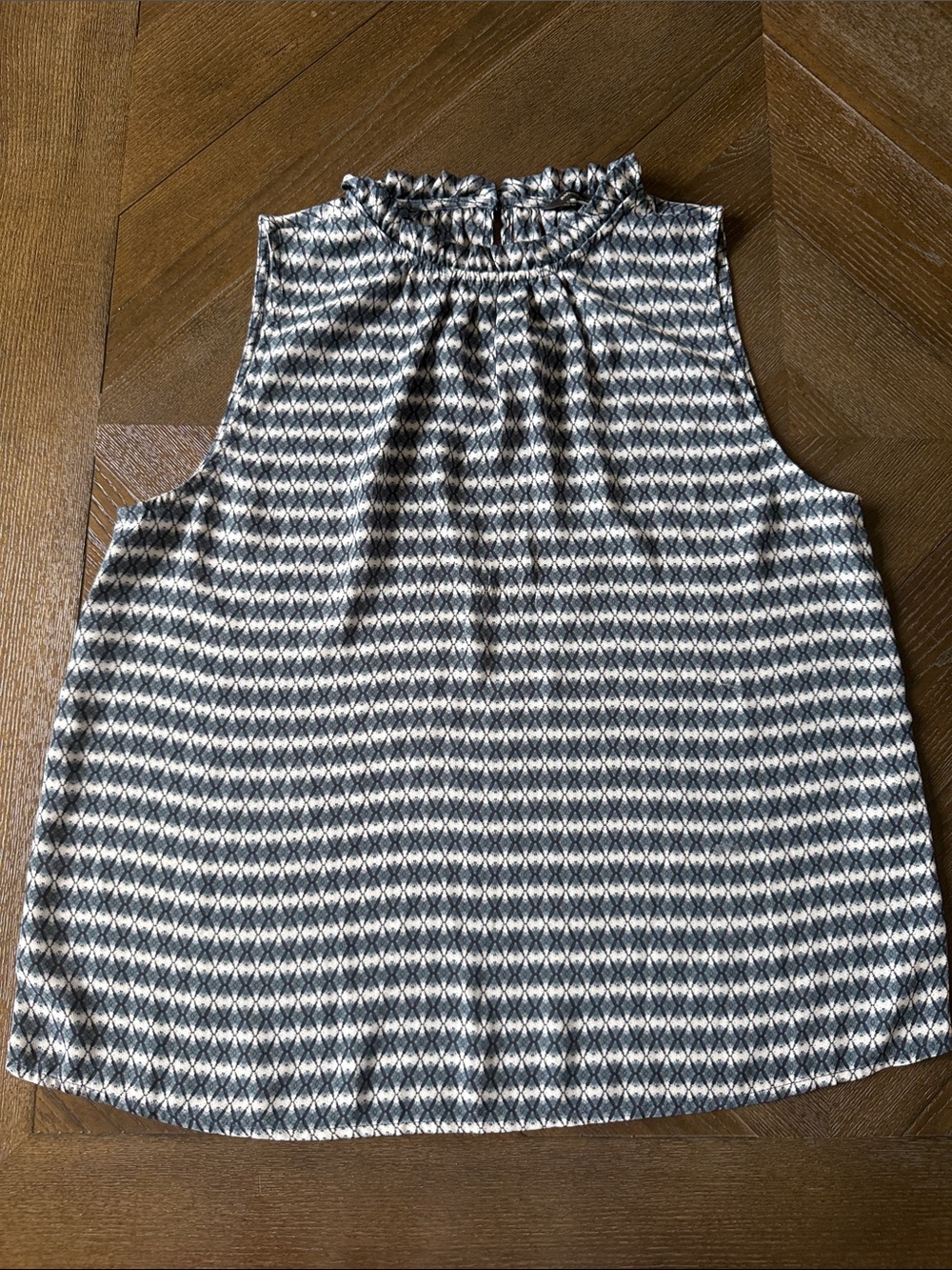 NWOT Banana Republic Sleeveless Top
